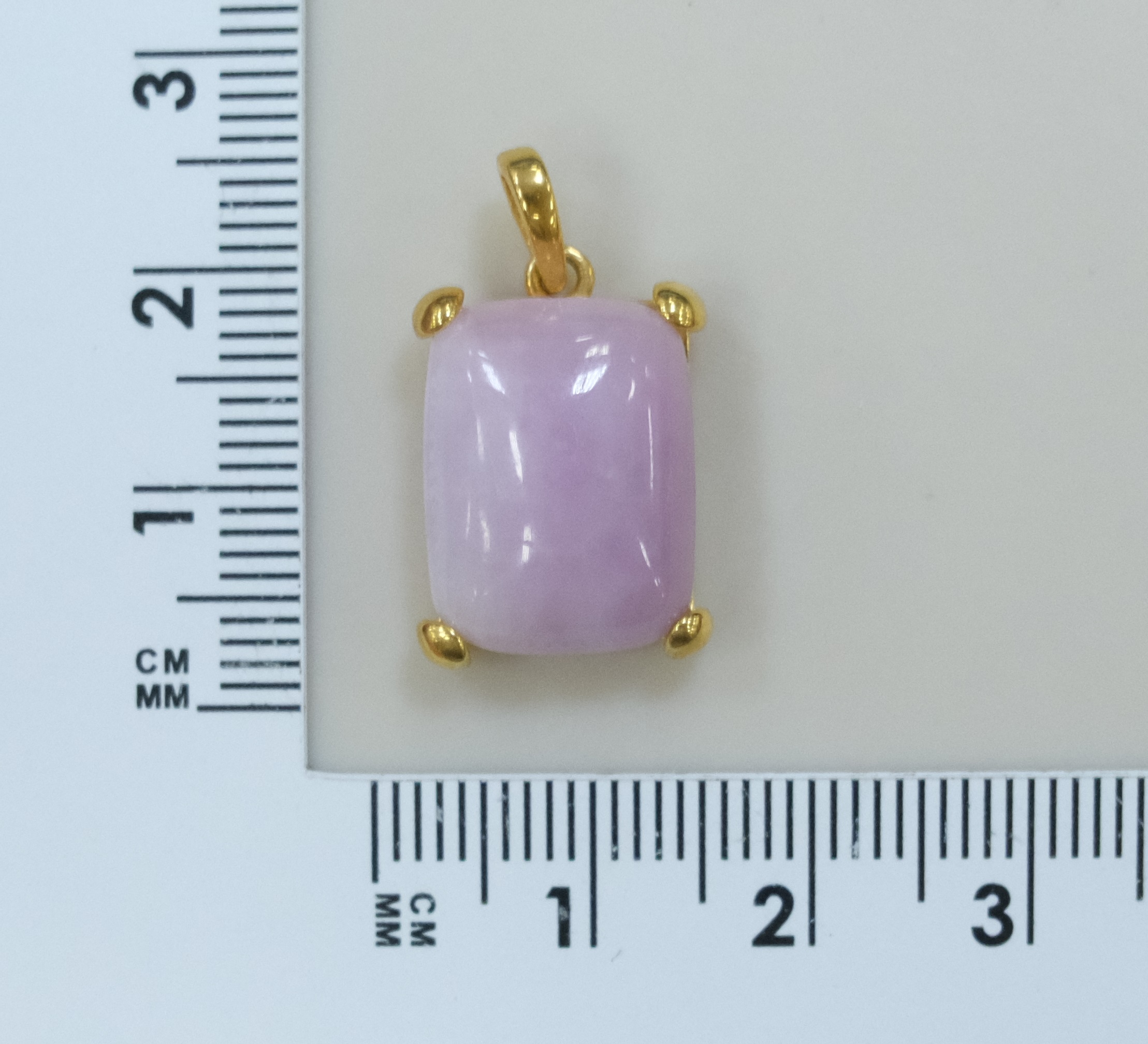 Серебряная подвеска с кунцитом